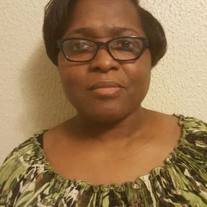 Meet your Posher, Phyllis